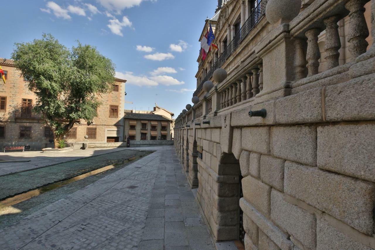 La Casa Del Liron By Toledo Ap Lägenhet Exteriör bild